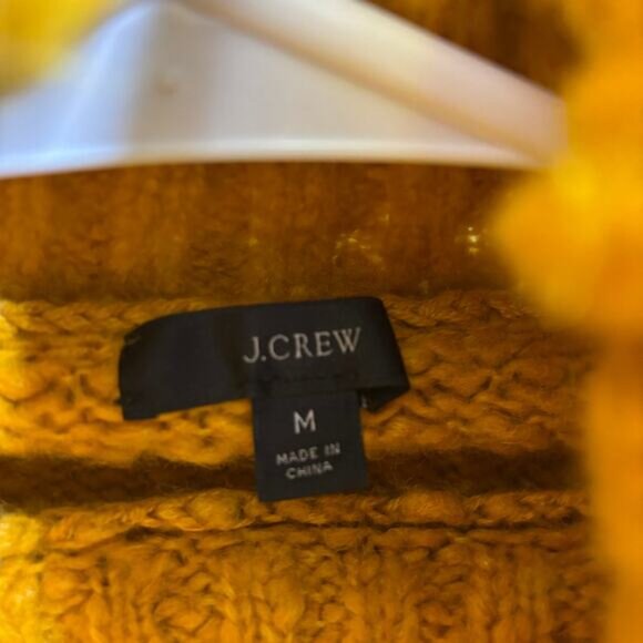 J Crew Golden Yellow Chunky Turtleneck Size Medium Roomy Boxy Lagenlook Cozy - Picture 8 of 9